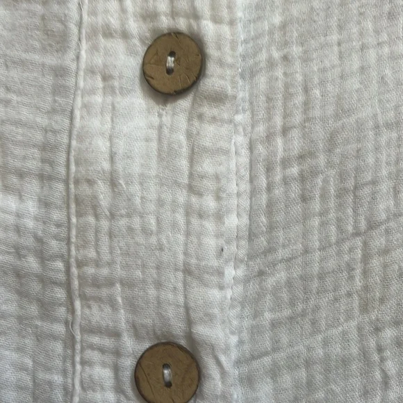 EUC Just living 100% cotton tie front white top - Picture 13 of 13